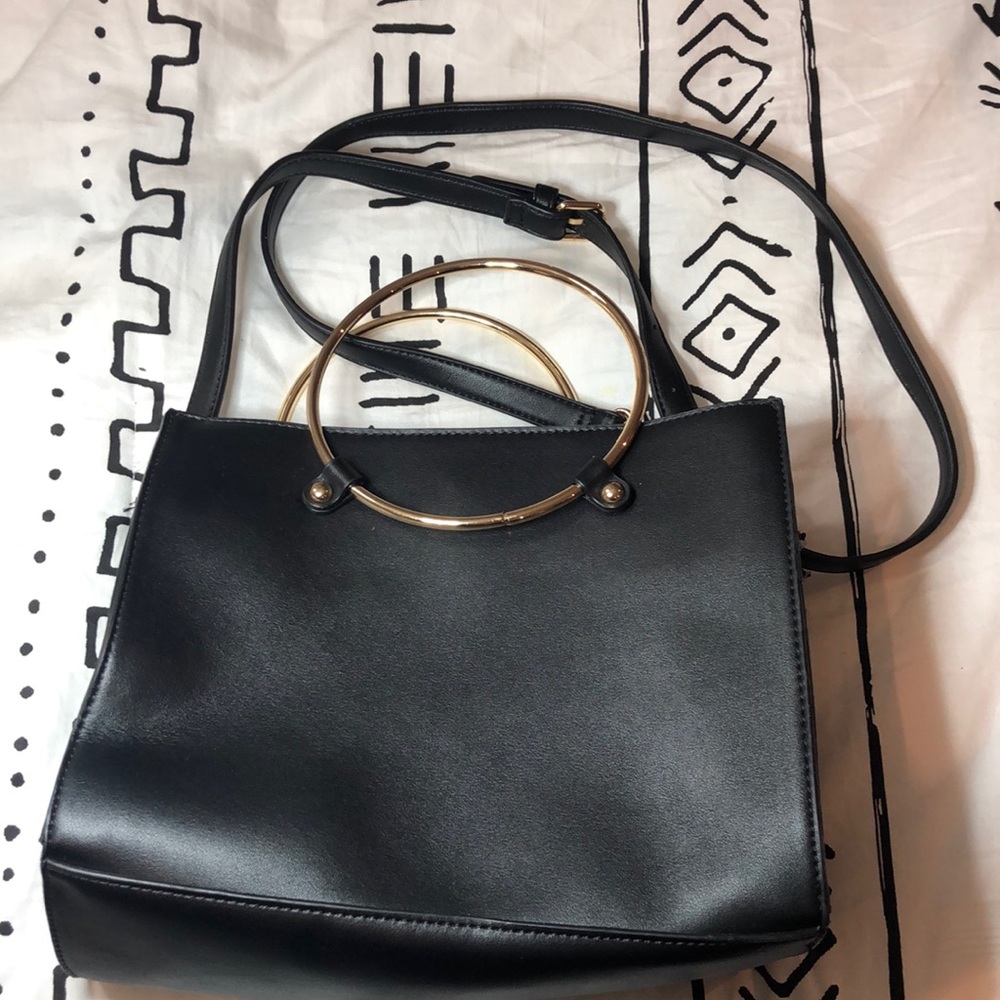 Crossbody purse
